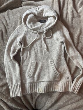 Eddie Bauer Cream Knit Hooded Pullover Sweater